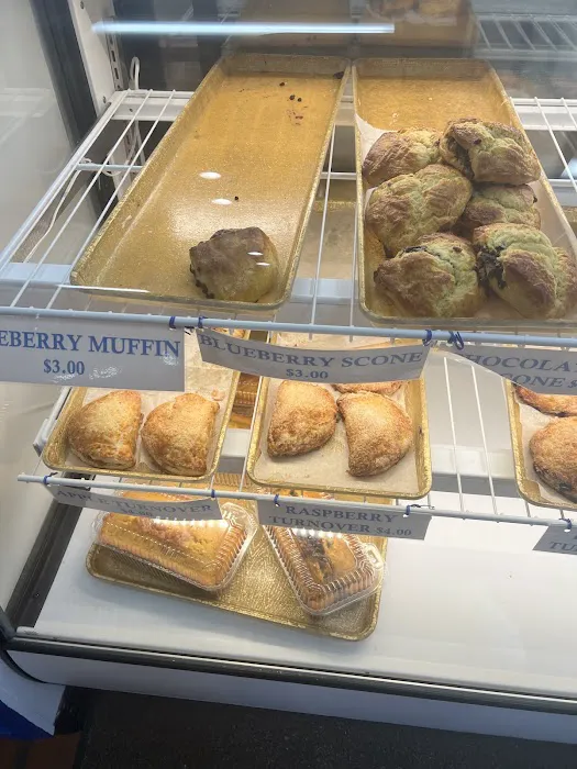 Mike’s Pastry Picture 10