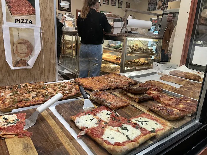 Parziale's Bakery Picture 6
