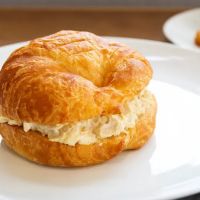 Honey Dew Donuts ico