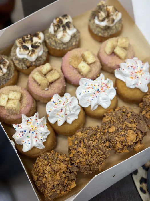 Mini Donut Diva Picture 1