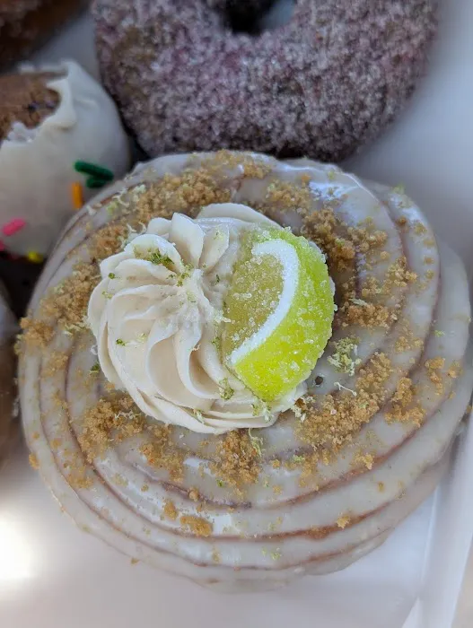 Magic 8 Donuts Picture 5