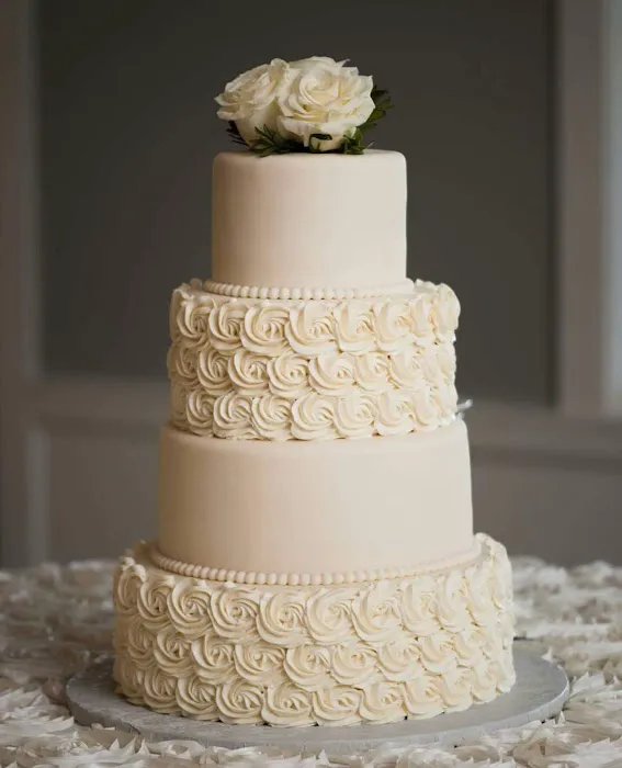Cherry Blossoms Cakes and Cupcakes Picture 1