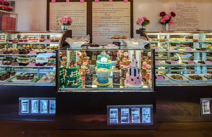Clyde's Cupcakes Picture 3