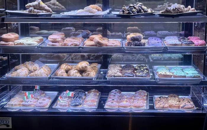Enzo Benzo Specialty Donuts Picture 8