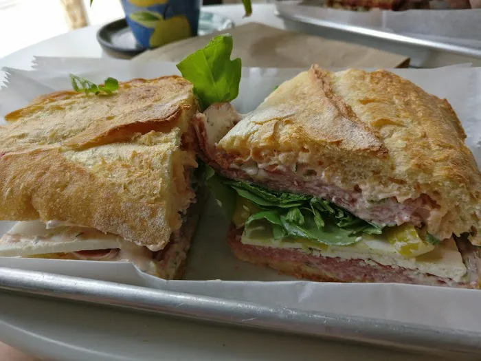 Hender's Bake Shop & Cafe Picture 8