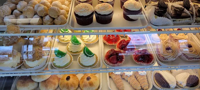 Piro’s Bakery Picture 4