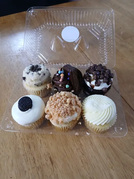 Pipe Dream Cupcakes Picture 1