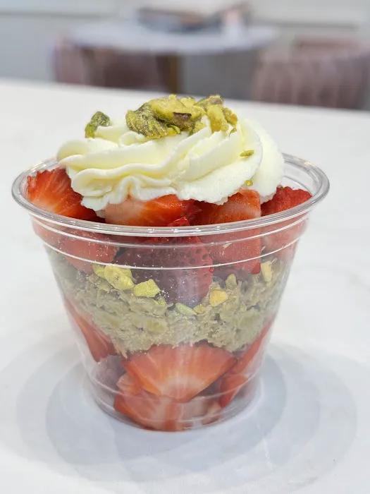 Divine Sugar Cake Shop Picture 4