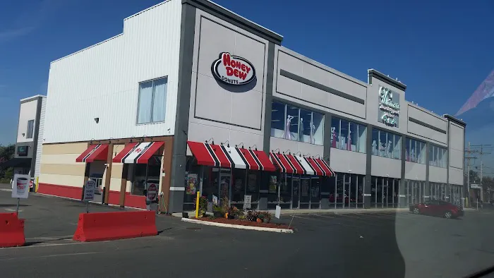 Honey Dew Donuts Picture 8