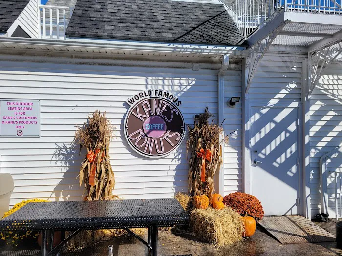 Kane's Donuts-Lincoln Avenue Picture 9