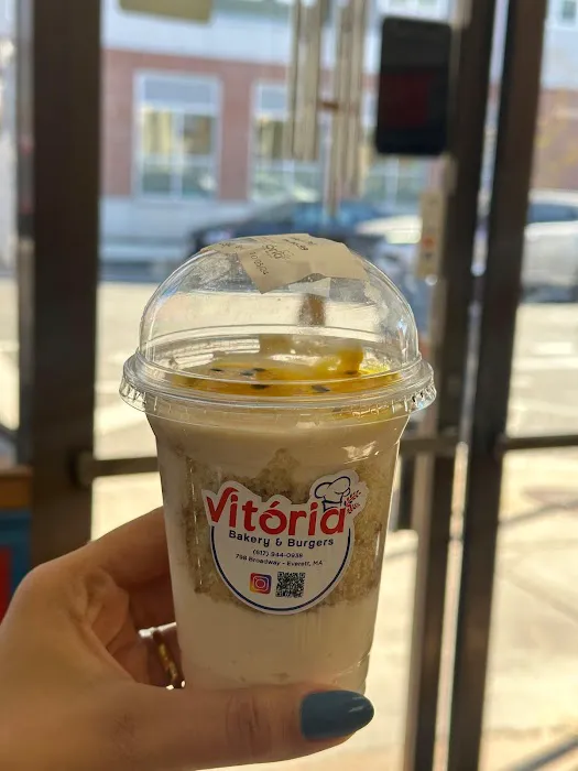 Padaria Brasileira em Everett | Vitória Bakery and Burgers | Everett - MA Picture 4