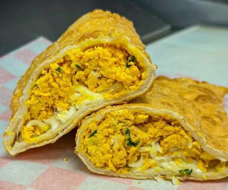 Padaria Brasileira em Everett | Vitória Bakery and Burgers | Everett - MA