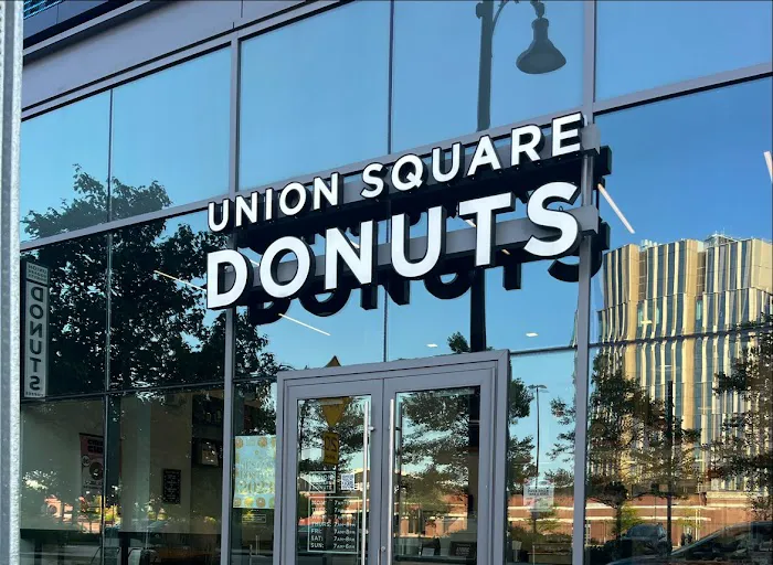 Union Square Donuts Picture 3