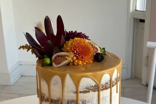 Crumbs Cake Studio