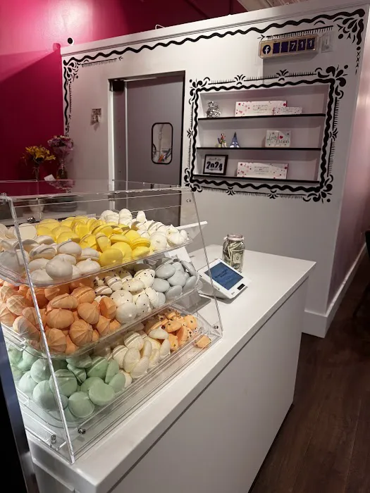 Le Macaron French Pastries Bethlehem Picture 7