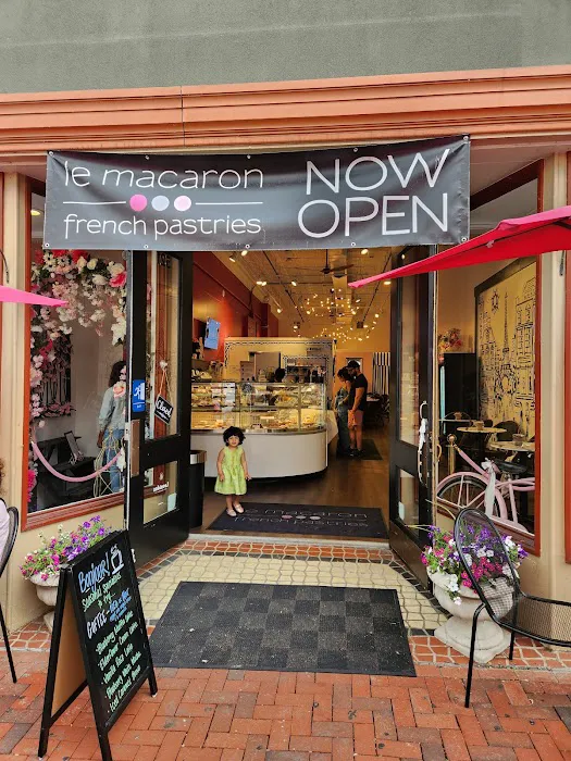 Le Macaron French Pastries Bethlehem Picture 2