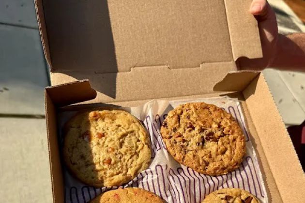 Insomnia Cookies