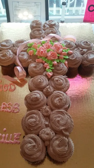 Kumi Cakes & Pastries Llc Picture 10