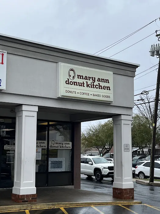 Mary Ann Donut Kitchen Picture 2