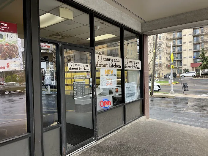 Mary Ann Donut Kitchen Picture 10