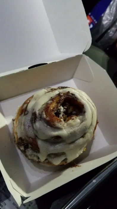 Cinnabon Picture 7