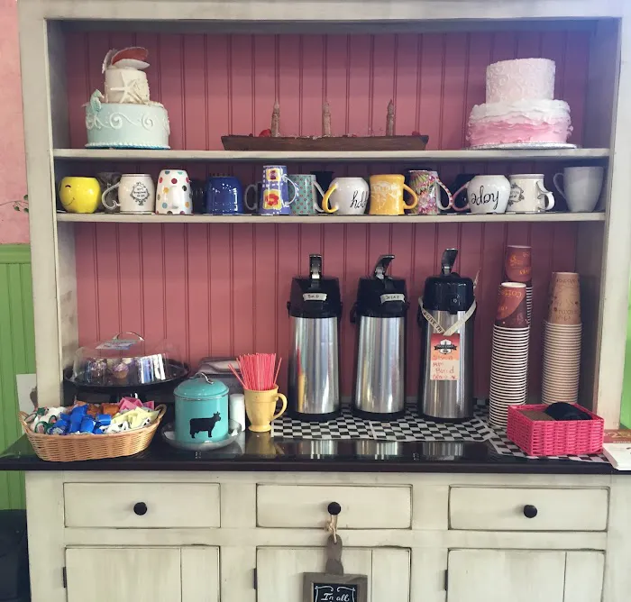 The Cake Pros, A Blessing Table Picture 1