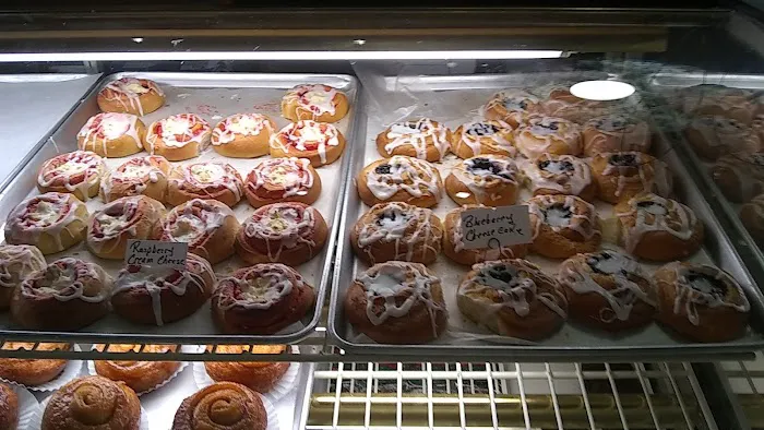 Boran's Cobblestone Bakery Picture 3