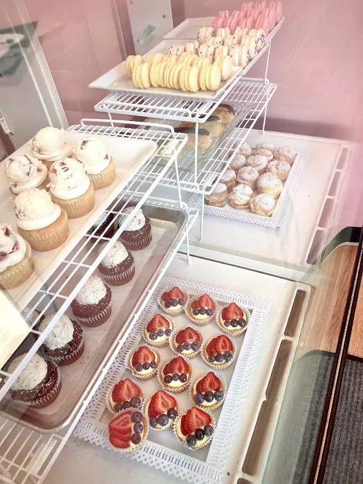 Celebrations Cakes and Confections Picture 4