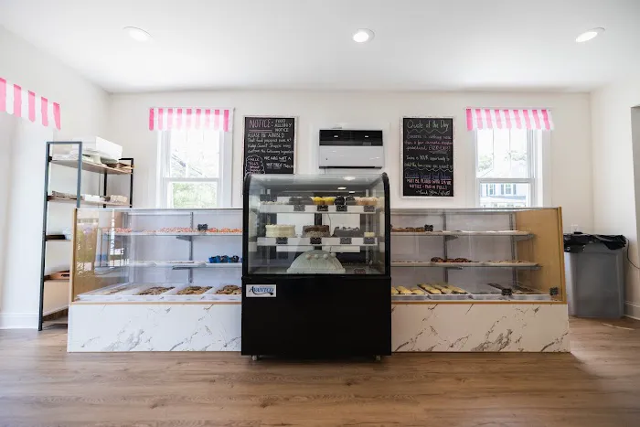 Ridge Sweet Shoppe Picture 4