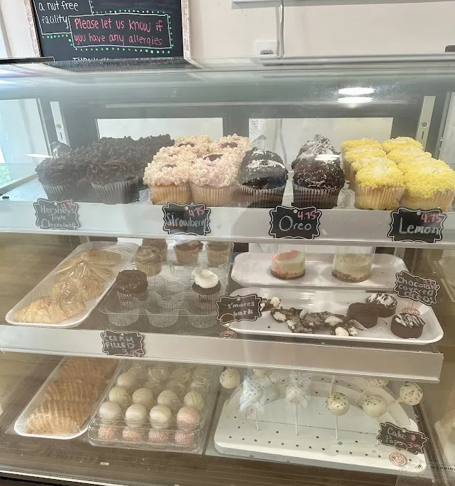 Ridge Sweet Shoppe Picture 9