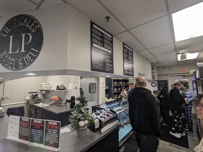Lil Pickles Deli Picture 4