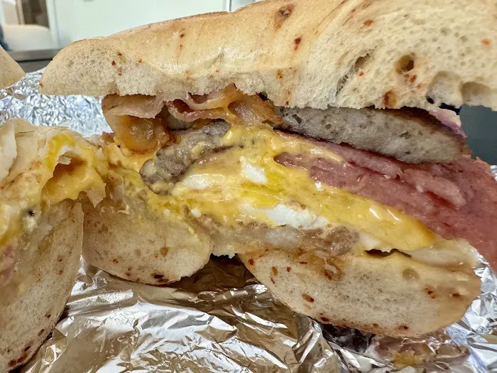 Lil Pickles Deli Picture 9
