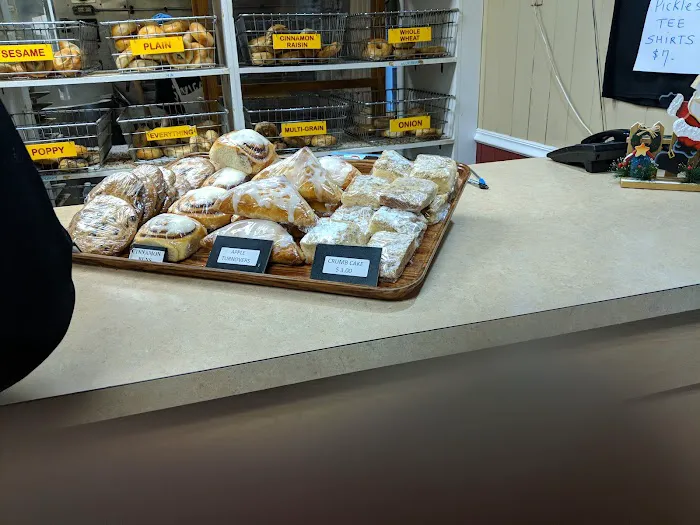 Lil Pickles Deli Picture 10
