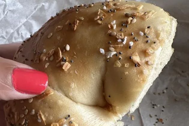 Bagel Nosh