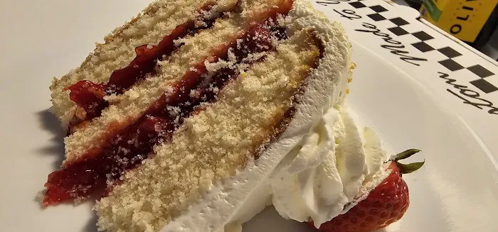 Supreme Bakery Picture 5