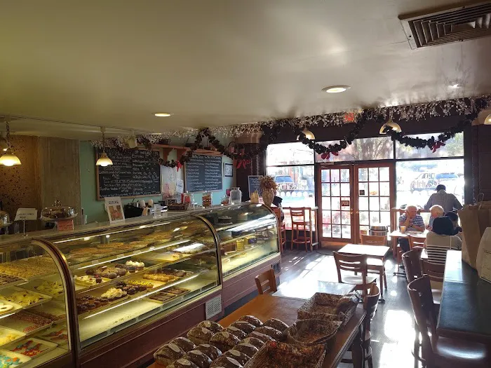 Cait & Abby's Bakery Picture 2