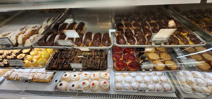 Plaza Pastry Shop Picture 1