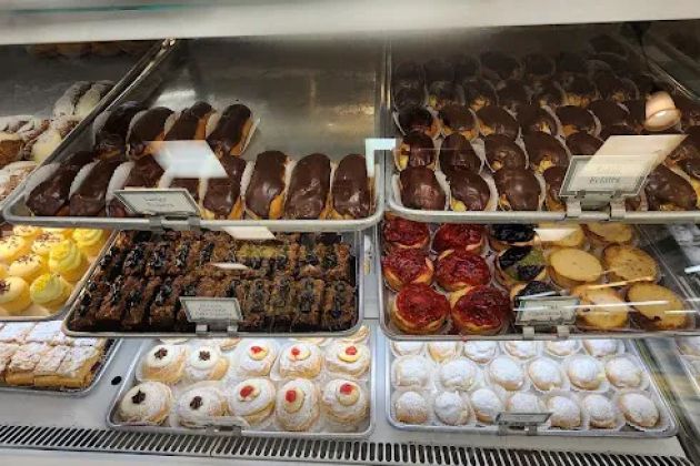 Plaza Pastry Shop