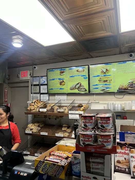 Bagel Plus & Cafe Picture 9