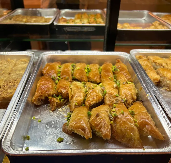 Güllüoğlu Baklava & Cafe Picture 4