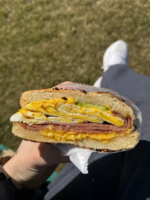 Metropolitan Cafe & Bagels Picture 2