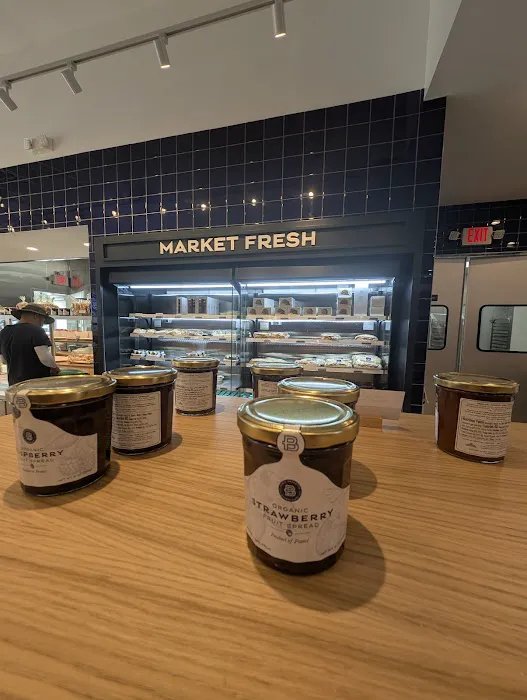 Paris Baguette Picture 2