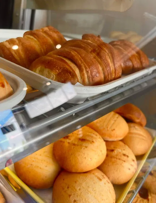 Casa Colombia Restaurant and Bakery Picture 6