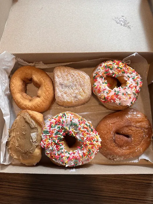 Congdon's Doughnuts Picture 2