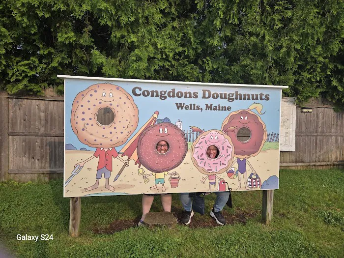 Congdon's Doughnuts Picture 4