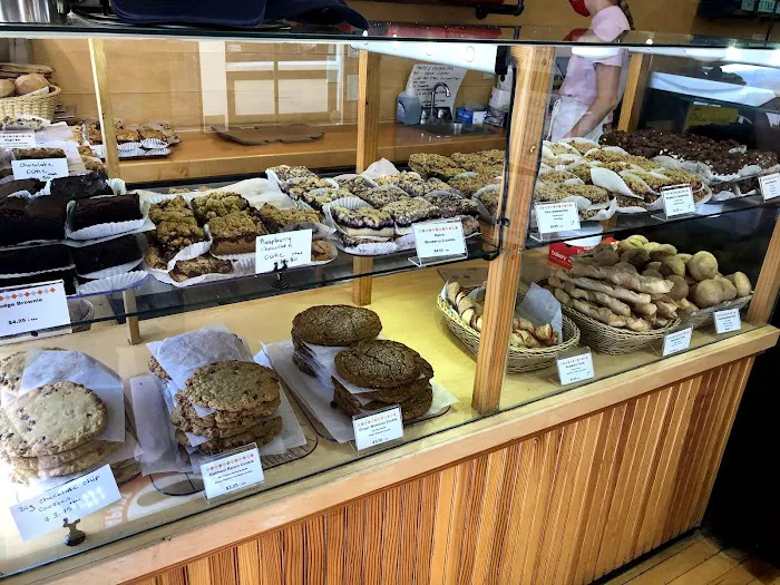 Bread & Roses Bakery Picture 3