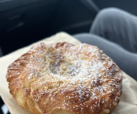 Waxwing Bakery