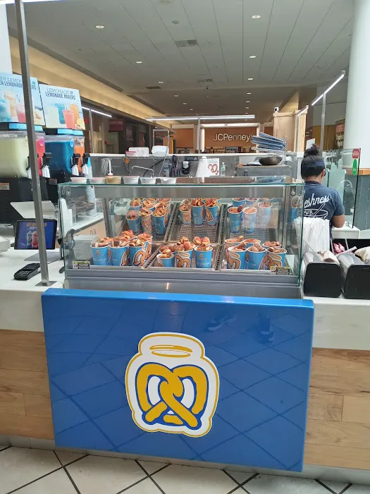 Auntie Anne's Picture 10