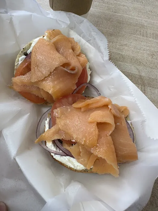 Mister Bagel Mall Picture 10