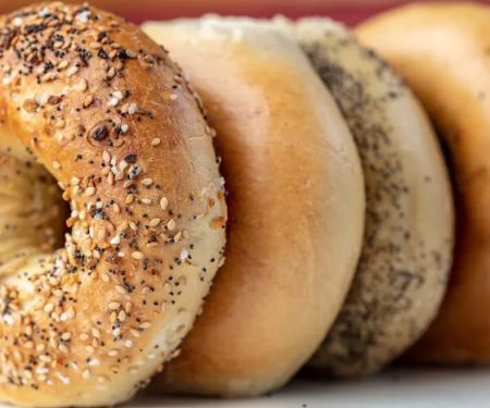 Mister Bagel Mall